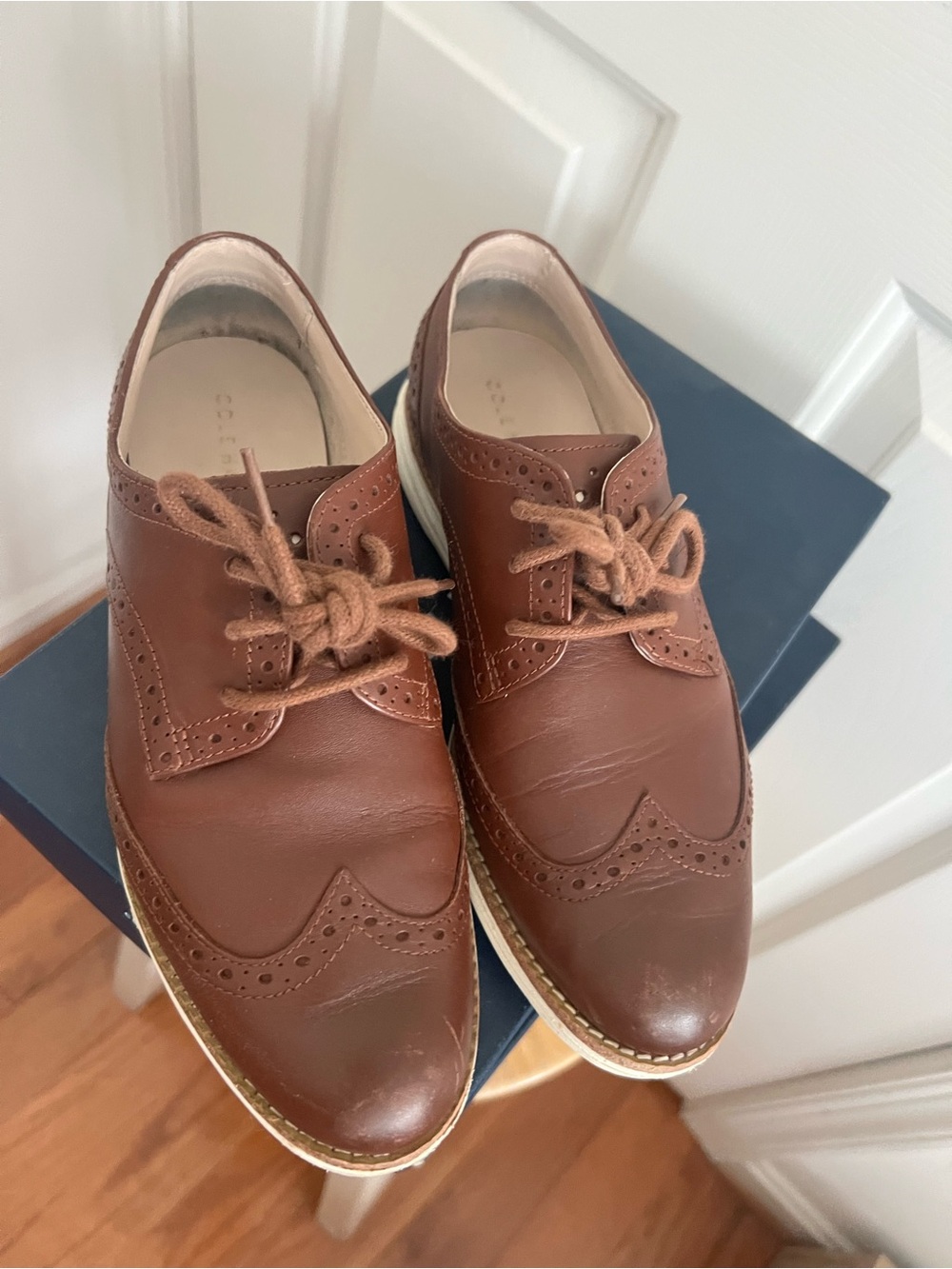 Women’s Brown Wingtip Leather Dress Shoes - Classic Brogue Style